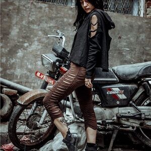 German cut yoga pants